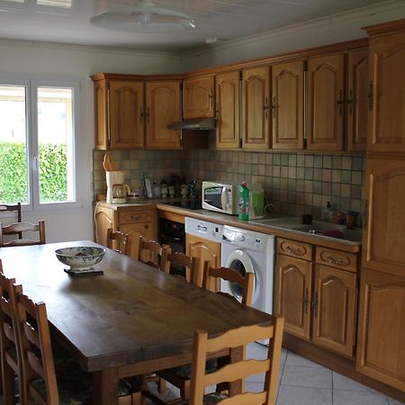 Chambres D'Hotes Chez Rejane Crasville  Bagian luar foto