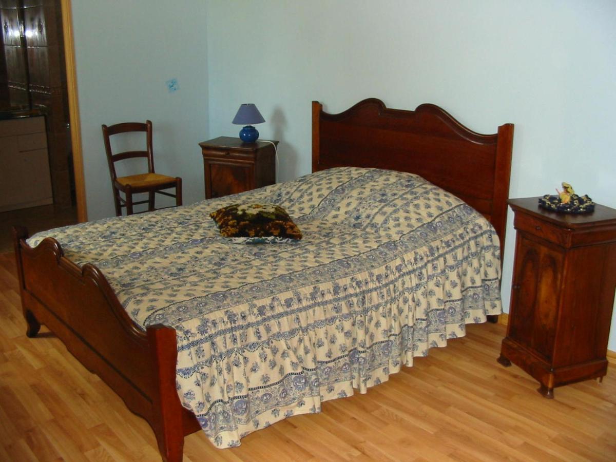 Chambres D'Hotes Chez Rejane Crasville  Bagian luar foto